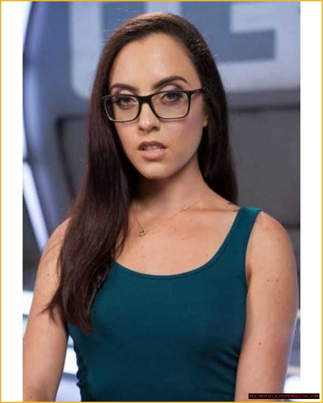 Roxanne Actress: A Comprehensive Look At Her Life And Career