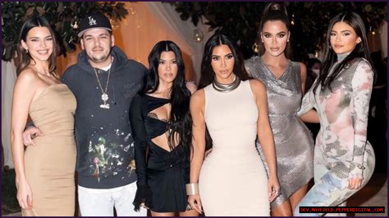 Unveiling The Ages Of The Kardashians: A Family Timeline